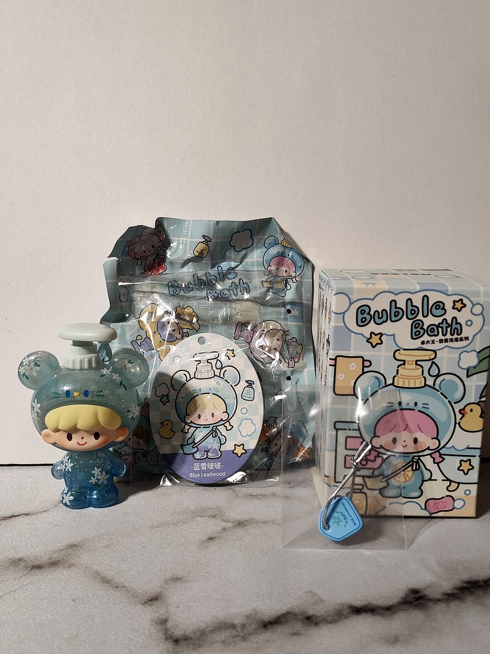 zZoton Bubble Bath Series - Surprise Style - Blue Leawood